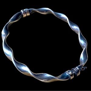 Milor Italy 925 Bracelet Hinged Safety Lock Clamper Twisted Silver Bangle VTG